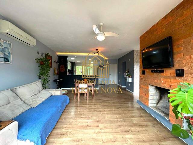 Casa para Venda em Porto Alegre - 4