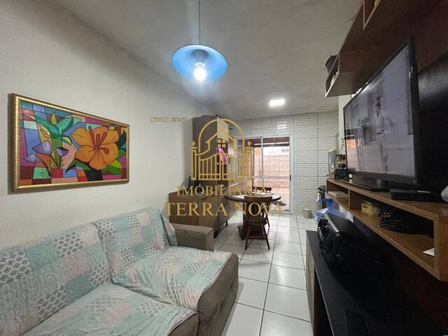 #70 - Casa para Venda em Alvorada - RS - 2
