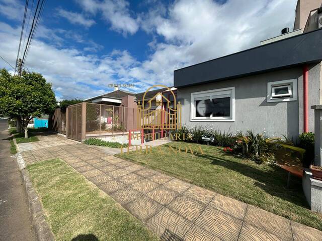 Casa para Venda em Porto Alegre - 5