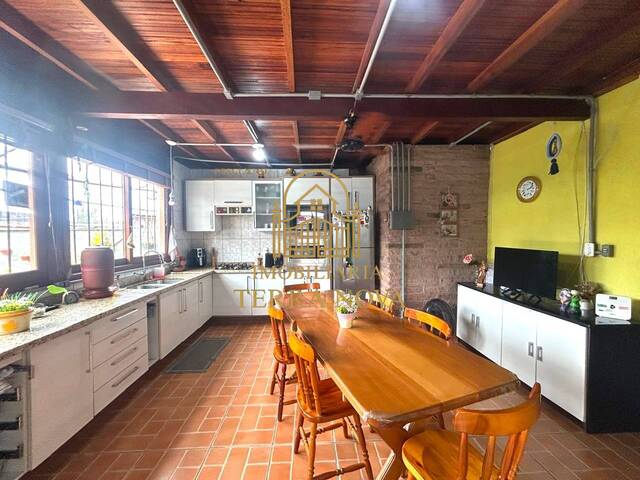 #106 - Casa para Venda em Alvorada - RS