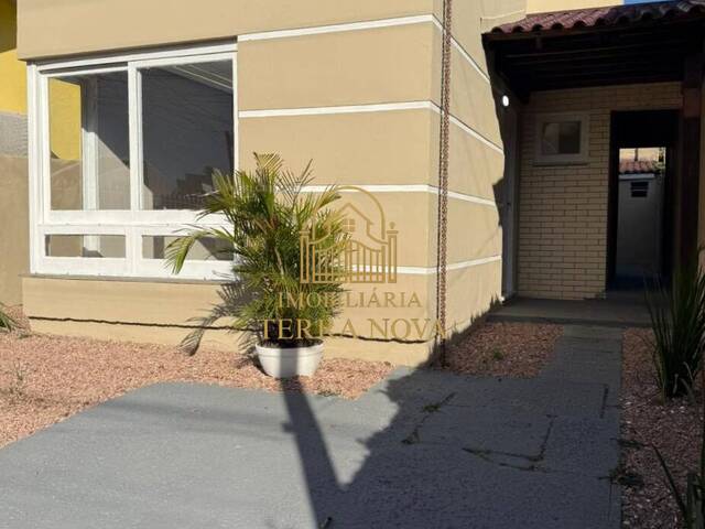 #135 - Casa para Venda em Alvorada - RS - 2